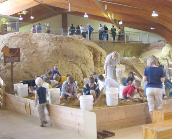 Mammoth-Site-Hot-Springs