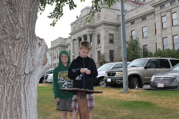 Geocaching at the Helena State Capitol