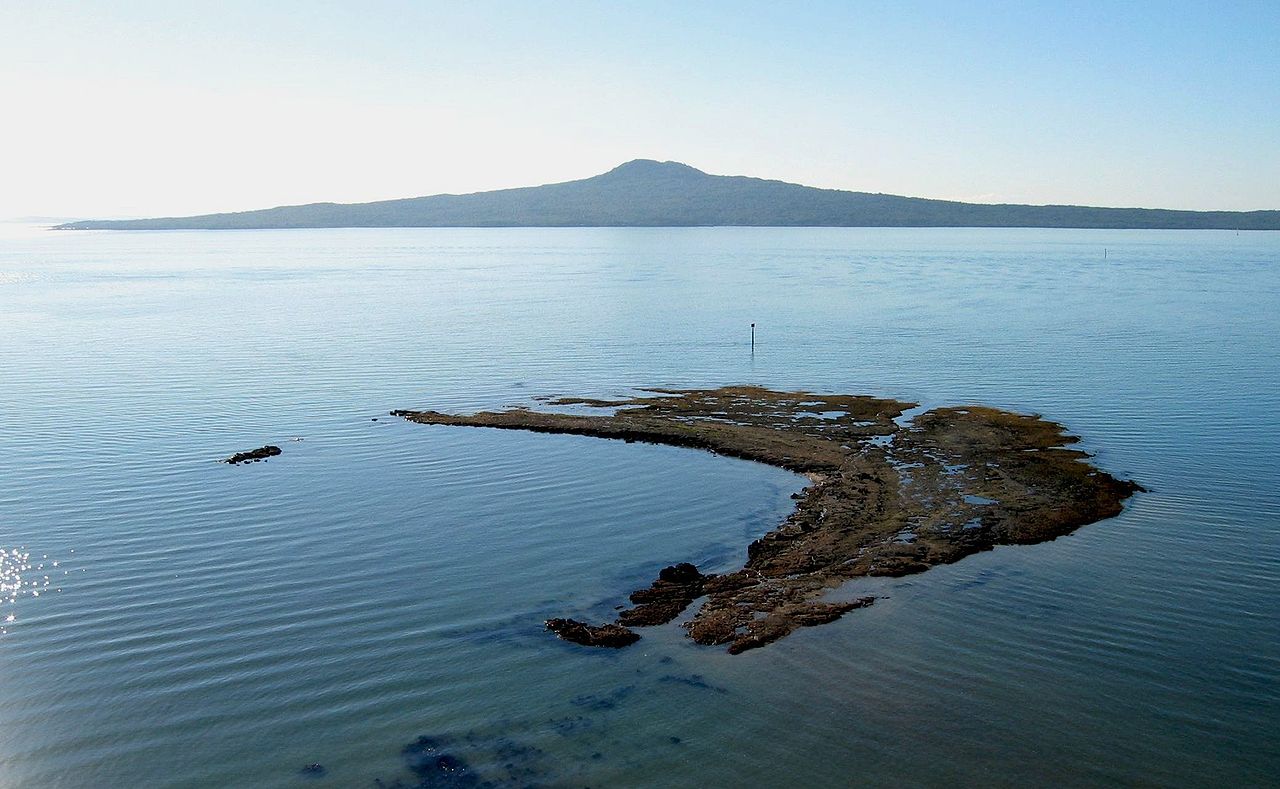 Rangitoto_from_Achilles_Point